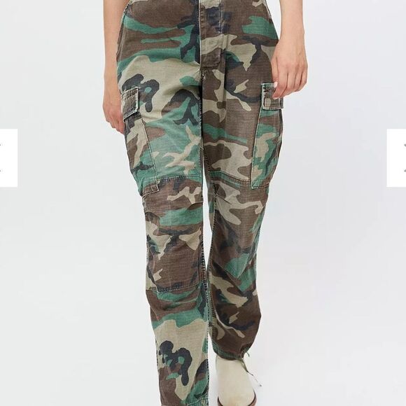 Urban Outfitters Renewal Vintage Camo Pants size 2 - Picture 9 of 9